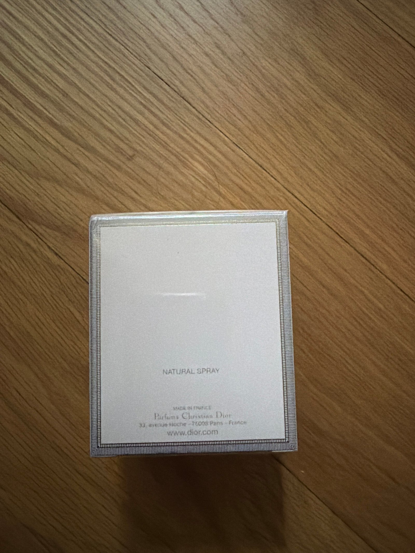 Miss Dior Eau de Parfum 50ml - Image 4